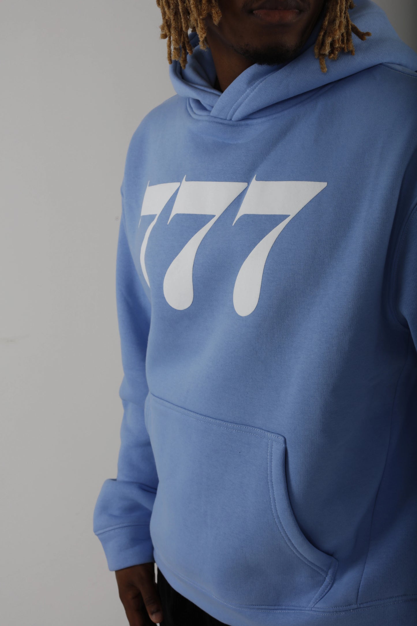 777 Hoodie heaven blue