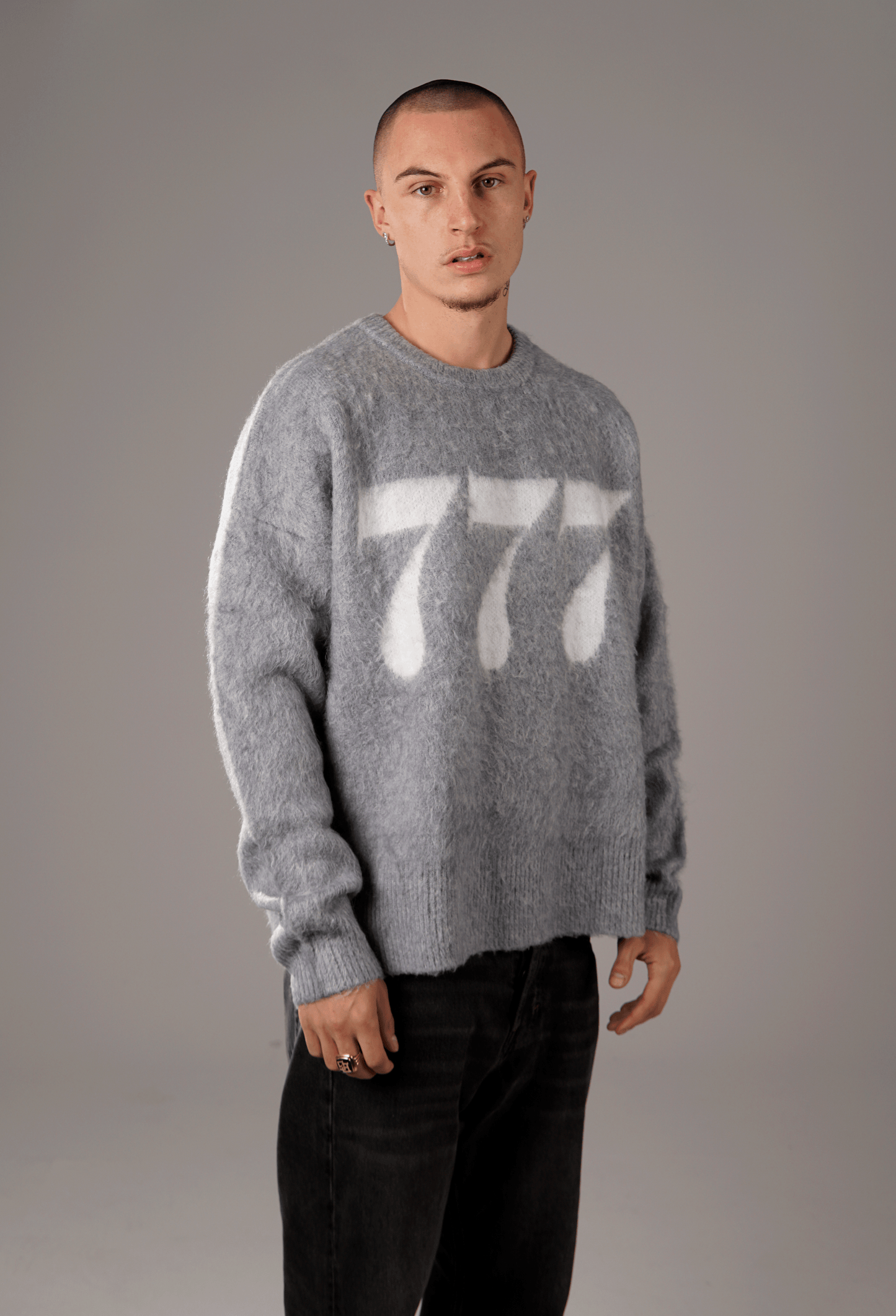 777 MOHAIR SWEATER GRAY